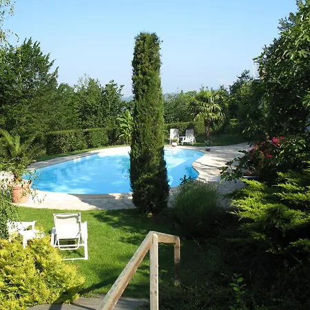 בית הארחה Ric