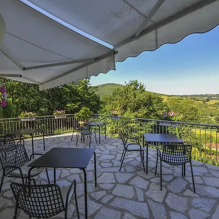 Ric בית הארחה Saint-Céré