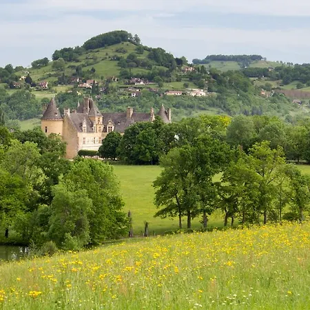 Ric בית הארחה